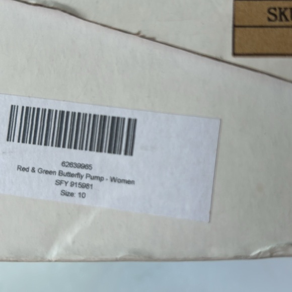 Obiono NIB Unique Hand Painted Butterfly Fashion Vintage Pumps - Picture 10 of 10